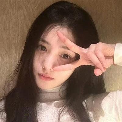 哈啰,我叫朵莉丝