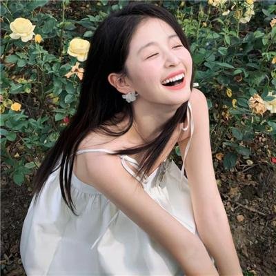 我想变成鸟,所以跳起来
